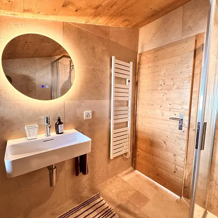 בקתה Le Raidillon